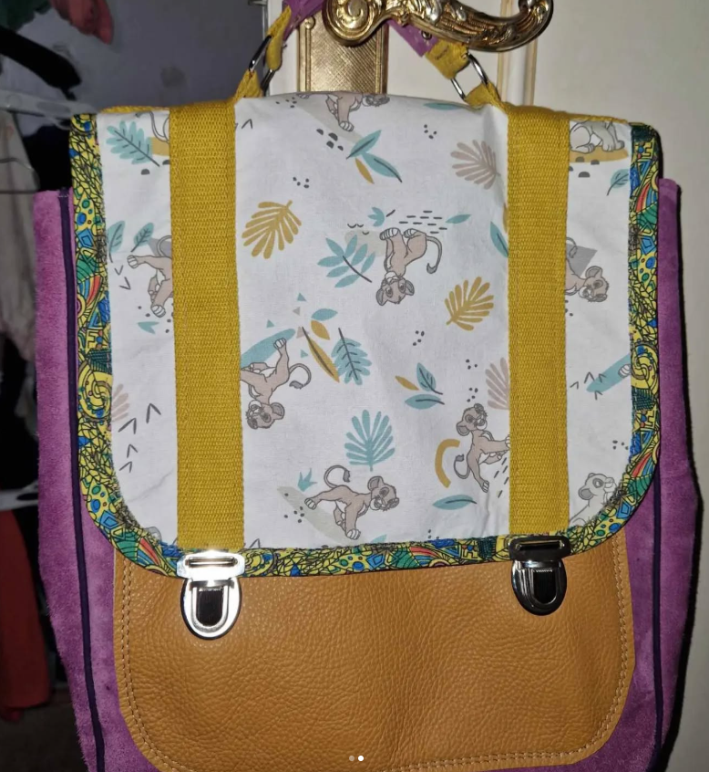 Cartable enfant en cuir